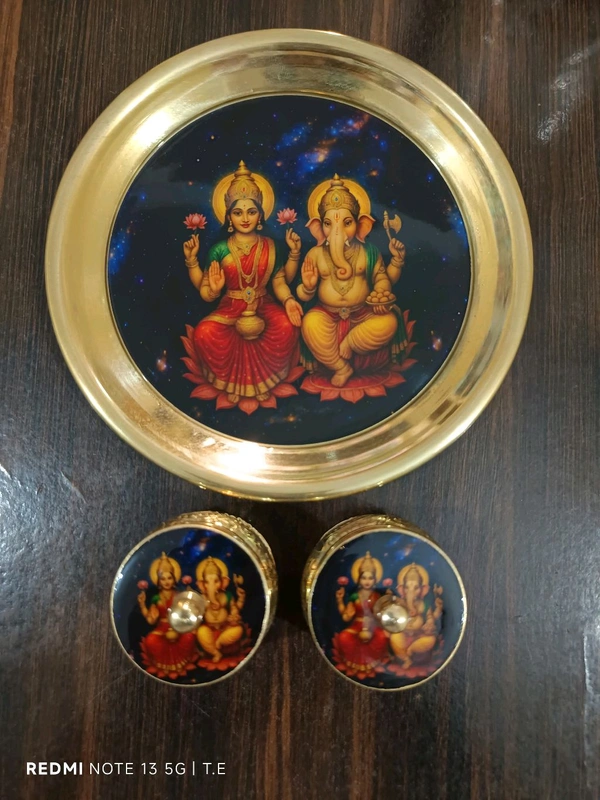 Tilak set with plate