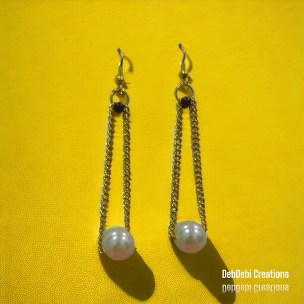 DebDebi Traditional Pearl Handmade Earrings - Golden
