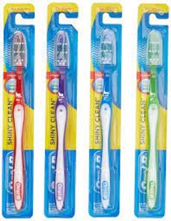 Oral B Shiny Clean Toothbrush, Medium, Pack Of 4