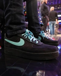 NIKE -AIRFORCE SHOWROOM ARTICLE - SIZE *678910