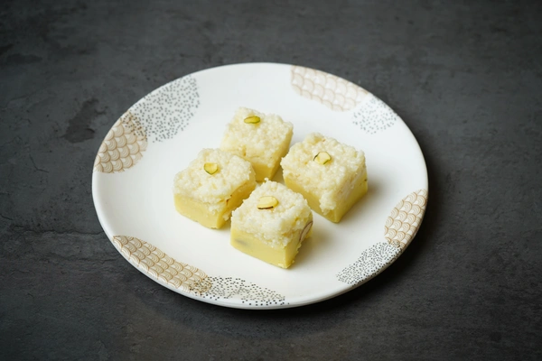 Kaka Halwai MAWA PINEAPPLE BURFI - 250g
