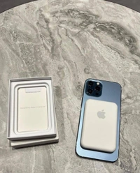 APPLE MAG SAFE WIRELESS POWER BANK - White