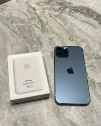 APPLE MAG SAFE WIRELESS POWER BANK - White