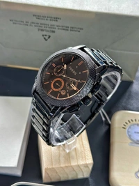 FOSSIL  ✅This 45 mm fossil features a black  dial, chronograph movement and full black metal strap - Cinnamon