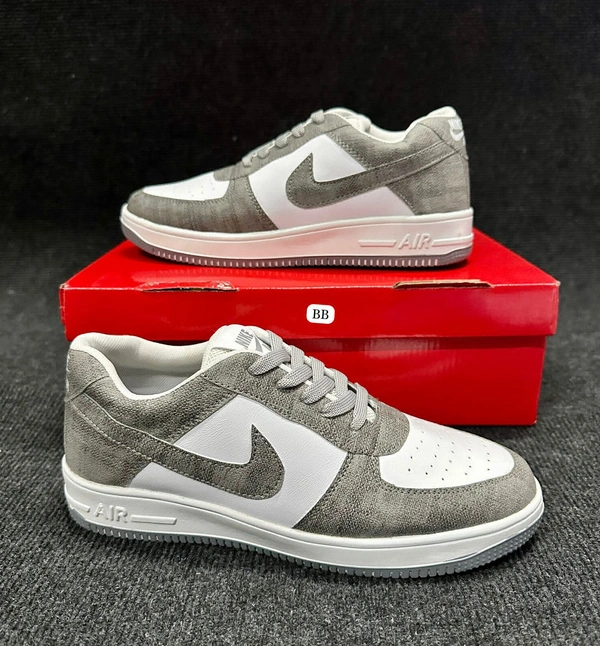 Nike Shoes - Black, 9