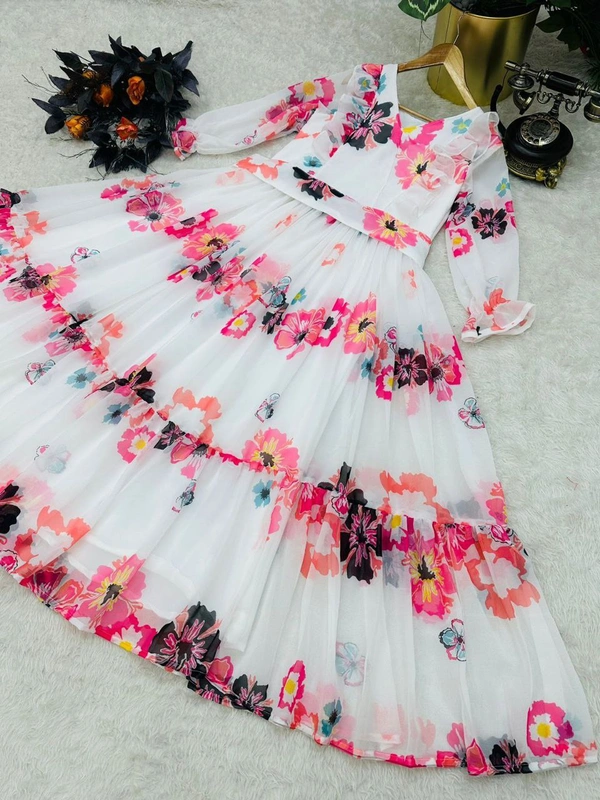 ZB-5011 White Colour Beutifull Gown - White, M