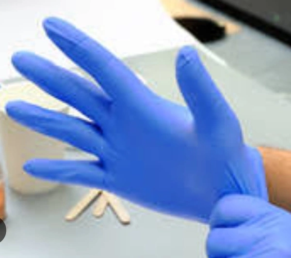 Gloves 4 Pair 