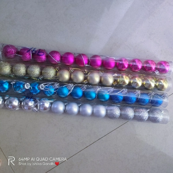 Decoration Balls - 