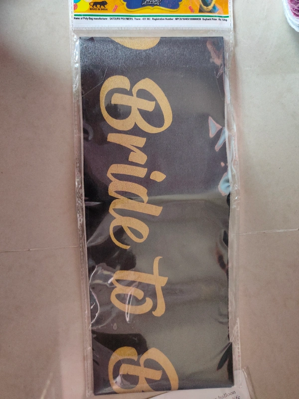 Gliter Bride To Be Sash - Black