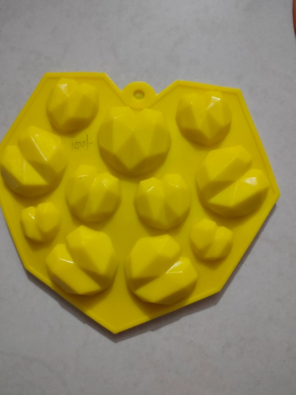 Small Pinata Chocolate Mould