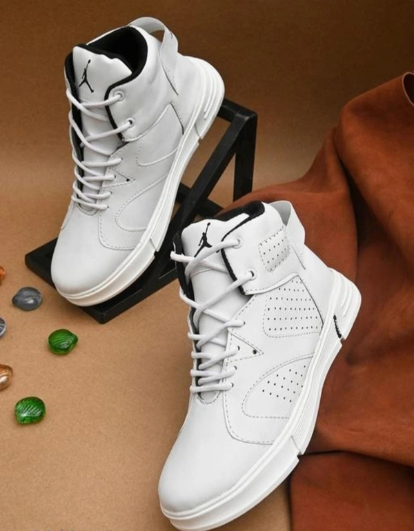 Air Jordan 6 Retro Shoes  - 9, White