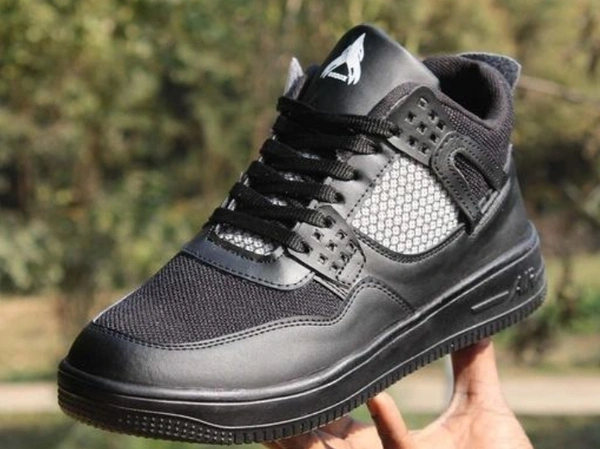 Air Jordan 4 Retro Shoes - 6