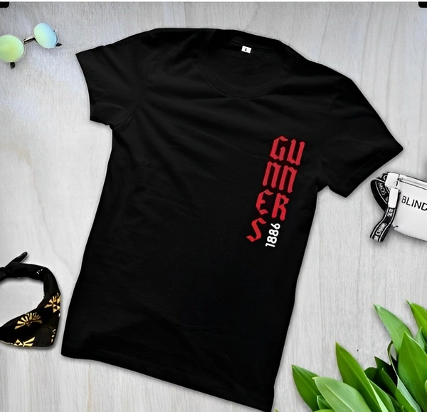 Trendy Comfortable T-shirt For Men  - M