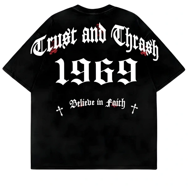 "Trust And Thrash" Oversize Tshirt - M, Black