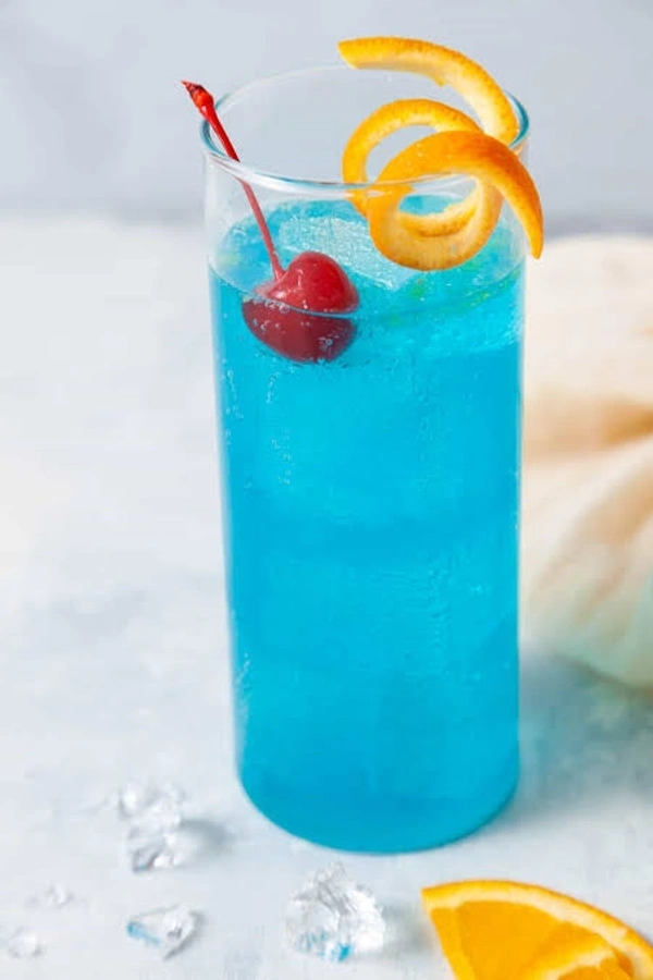 BLUE LAGOON MOCKTAIL 