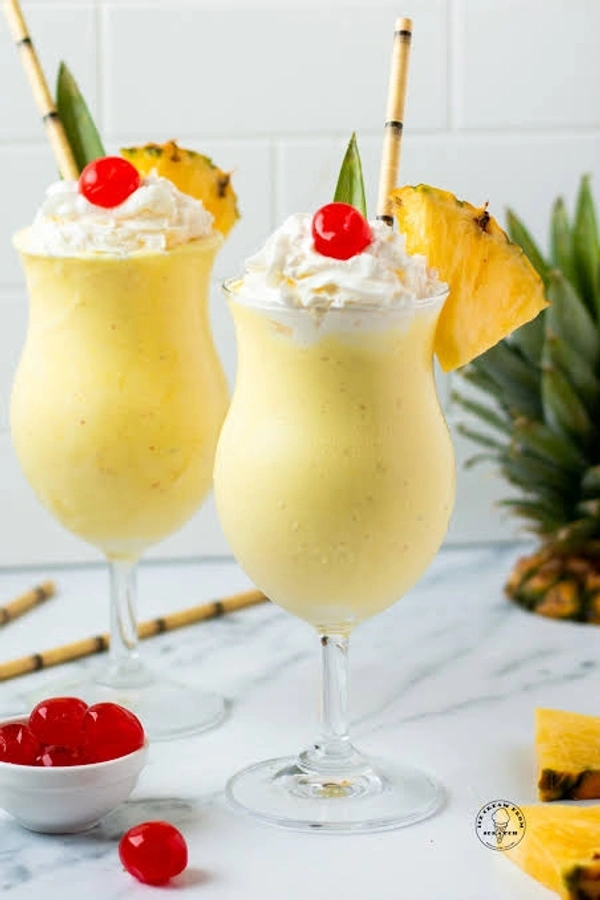PINEAPPLE ICE SHAKE 