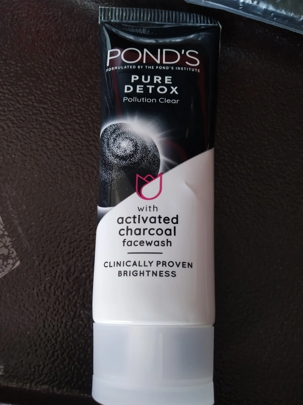 Ponds Pure Detox Face Wash 50gm