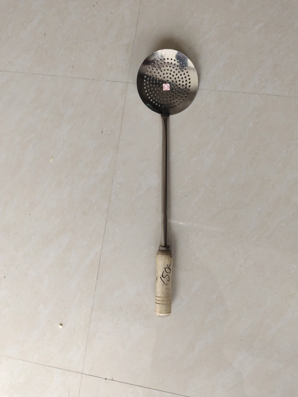 Jhara Chatu Wood Hand