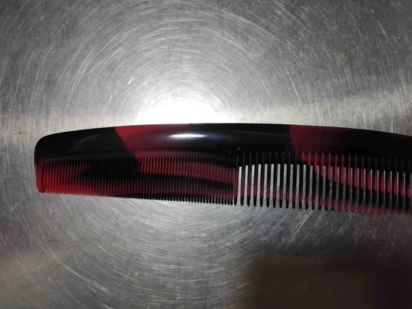 Lily Comb