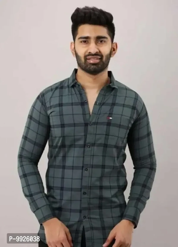 Classic Cotton Checked Casual Shirts  - M