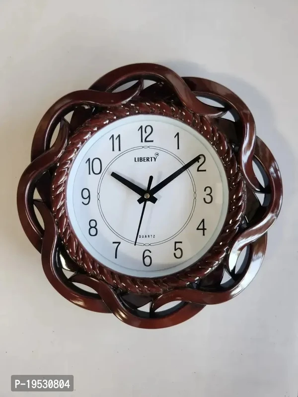 Design Multicoloured Plastic Clock 