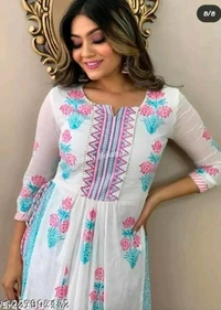 Nayra Cut Nev Design Printed Kurta Pant Set - L