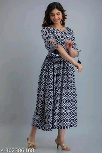Women Rayon Anarkali Kurta - L