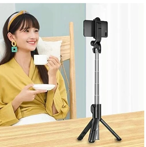 Selfie Stick Tripod, Extendable Selfie Stick with Detachable Wireless Remote and Tripod Stand Selfie Stick Bluetooth Selfie Stick (Black, Remote Included)Name: Pepino Hold up Selfie