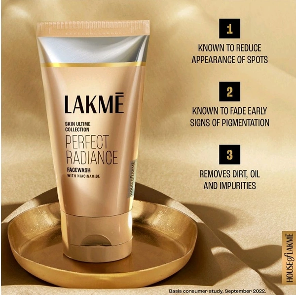 LAKME Perfect Radiance Brightineing Facewash With Niacinamide, Illuminated Look ( 50g )