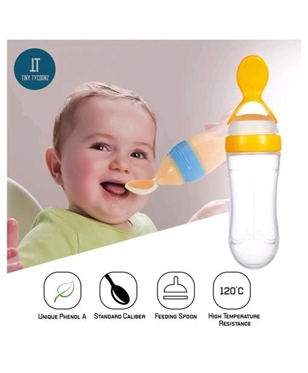 90ML Silicone Spoon Feeding Bottle for Infants and Toddlers - Safe and Easy to Use - Green