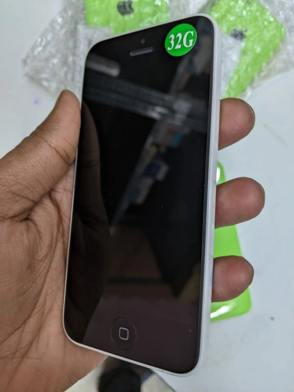 iPhone 5C Fresh Peice All India Delivery COD AVAILABLE - Red