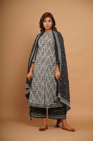 Ochre gad print mulmul dupatta suit design for women | Suit designs, Hand  block printed suits, Bagru print