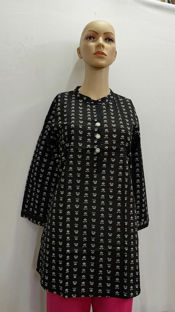 Black Tiny White Flowers Print Regular Kurti - S