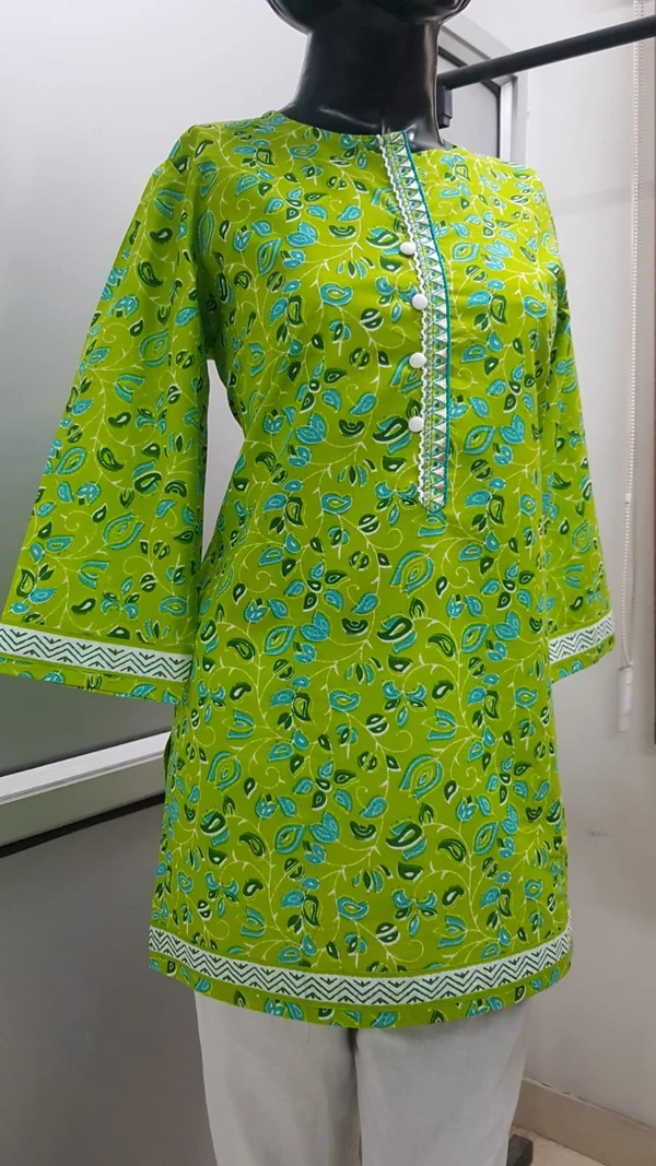 Parrot Green Blue Leave Print Regular Kurti - 2XL