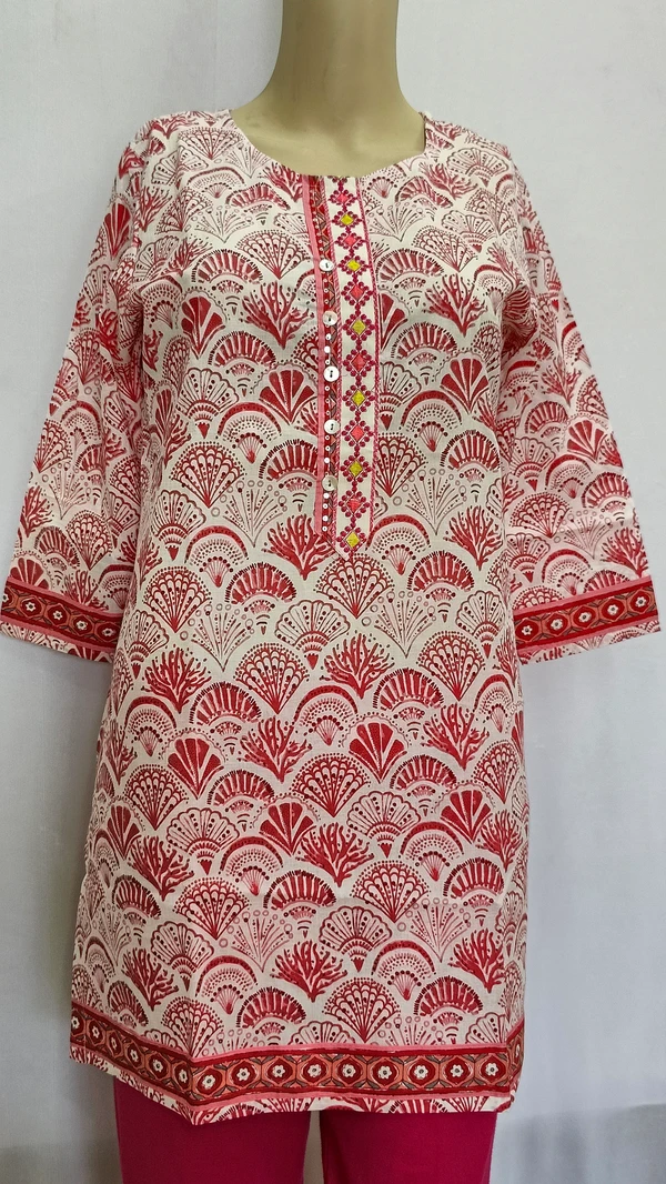 White Rani Print Regular Kurti - XL