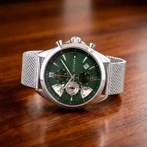 TOMMY HILFIGER Style