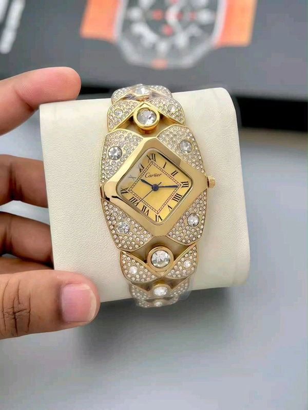 LUXURY Diamond Watch