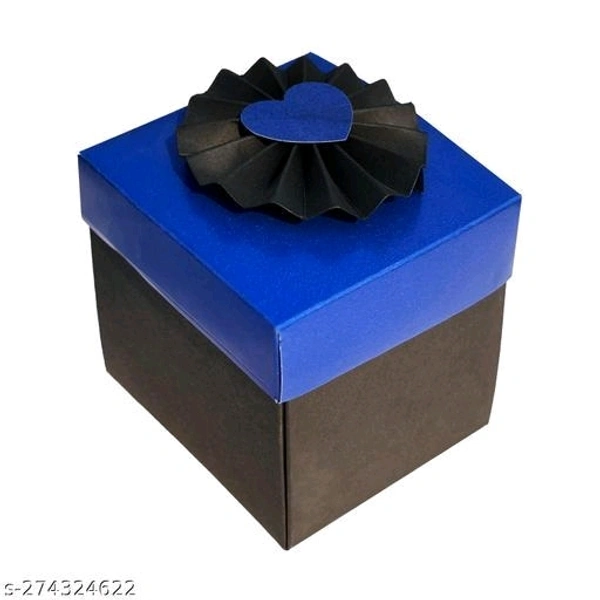 Catalog Name:*Classy Greeting Cards*Age: 12 Years and AboveOccasion: BirthdayType: GreetingNet Quantity (N): 1Dispatch