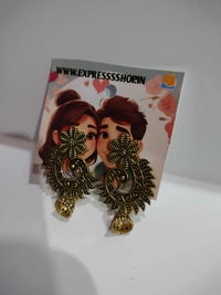 Express Shop  Add a touch of elegance to any occasion with these earrings. ✨#earrings #elegance #style #statementpiece 