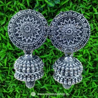 Express Jwellery  Add a touch of elegance to your look with these stunning silver earrings. 💎✨#silverearrings #elegance #jewelry #accessories