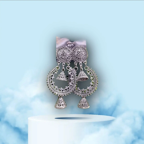 Express Jwellery  Add a touch of elegance to your look with these stunning silver earrings. 💎✨#silverearrings #elegance #jewelry #accessories