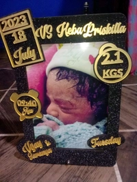 New Born Customized Baby Photo Frame With Details For Wall Home Room Gift Name: New Born Customized Baby Photo Frame With Details For Wall Home Room 