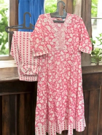LAVEENA Cotton Suit with Dupatta (Pink Floral Set): - pink print, M