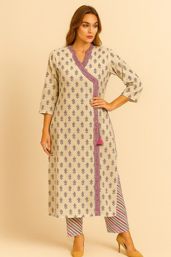 Raspberry Off White With  Dupatta Kurta Set  - Off white print, M
