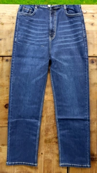 MQ Jeans  Straight Fit  Tapered Whisker-Wash Jeans - Dx Wash, 28