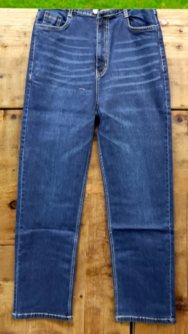 MQ Jeans  Straight Fit  Tapered Whisker-Wash Jeans - Dx Wash, 28