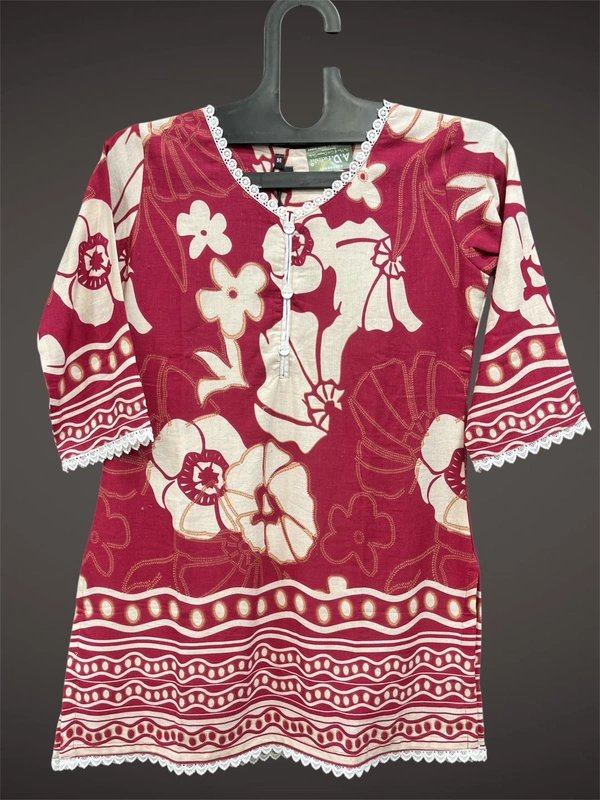 Kiona  Trendy Red Floral Printed Short Kurti - Red, M