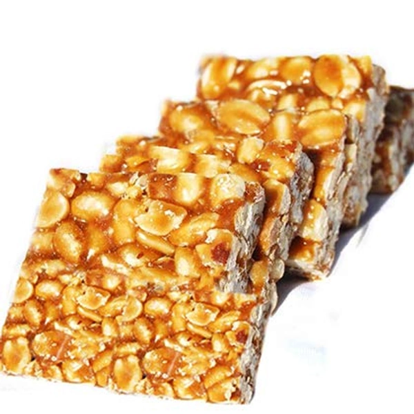 LUXMI REWARI GACHAK PEANUT CHIKKI (TRAY) - 250GM