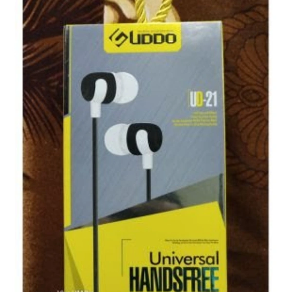 Uddo UD 21 In Ear Wired With Mic Headphone/Earphone