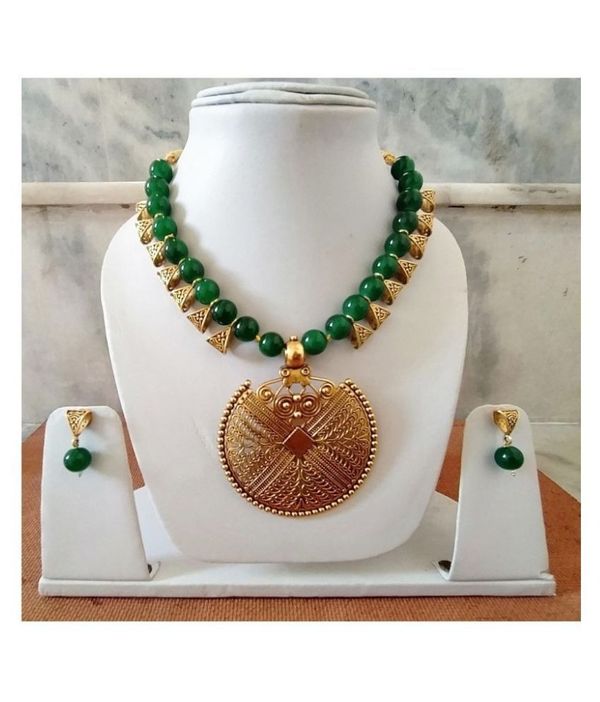 Lotus - Gold Brass Necklace Set ( Pack of 1 ) ( maa tara market ) - gold
